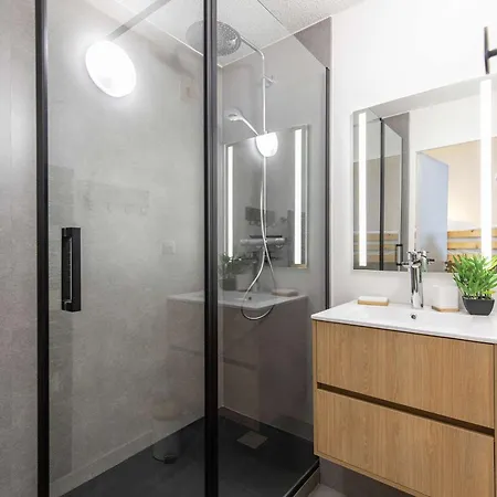 Renove 6 Pers, Loggia Sud, Proche Pistes, Equipements Modernes - Fr-1-404-357